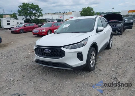 2023 Ford Escape Active z USA, uszkodzony, nr VIN 1FMCU9GN0PUA52766